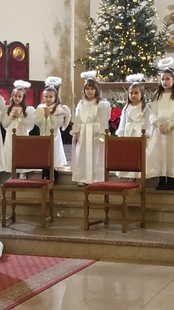 Przedszkolaki zaprezentowały Jasełka w kościele na Piekarach
