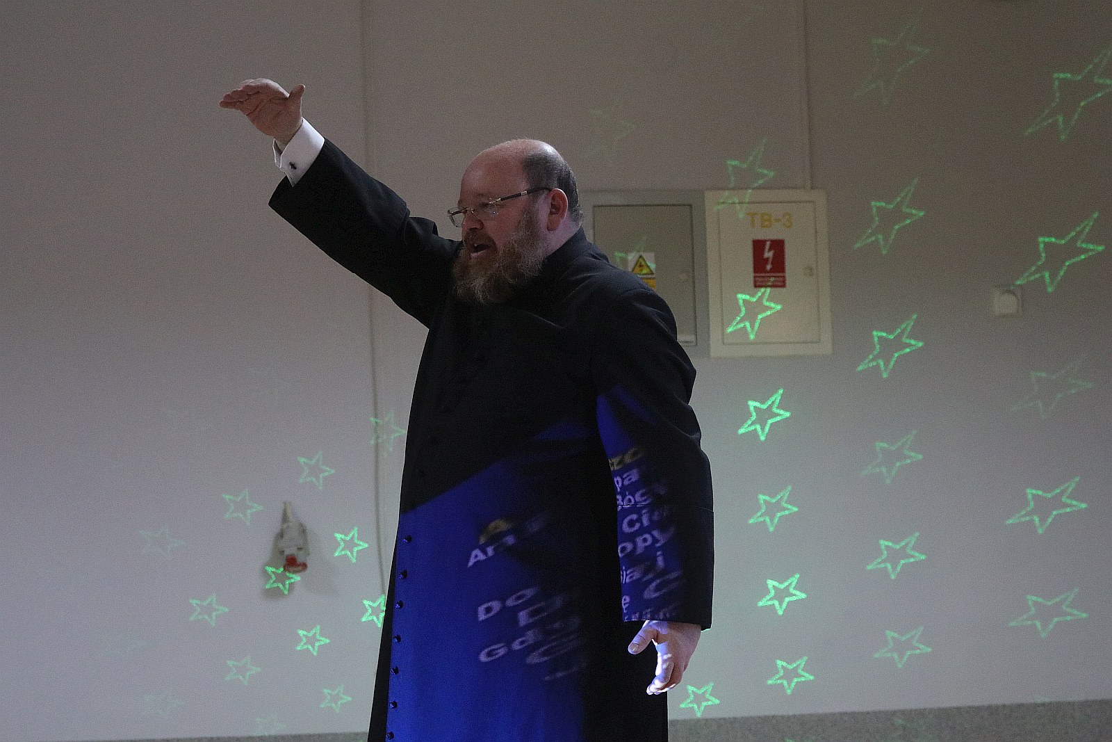 Ksiądz Wołowski zaprosił mieszkańców do kolędowania