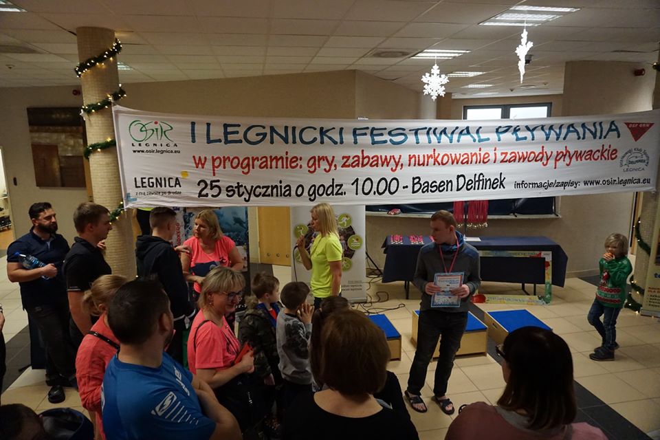 W Legnicy na basenie Delfinek odbył się Festiwal Pływania