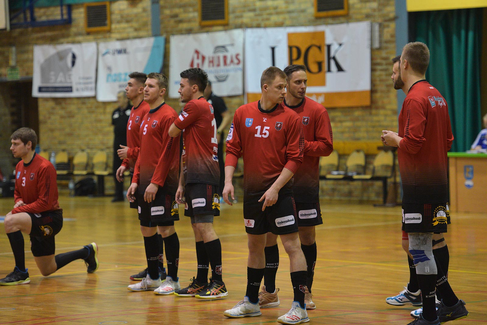 Siódemka w 1/8 finału Pucharu Polski. Superligowiec pokonany