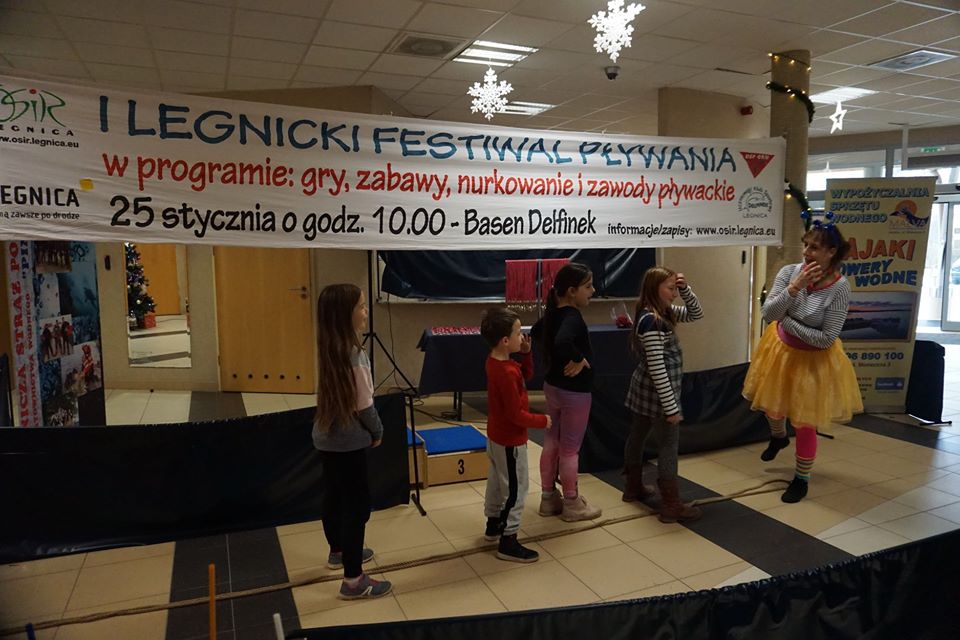 W Legnicy na basenie Delfinek odbył się Festiwal Pływania