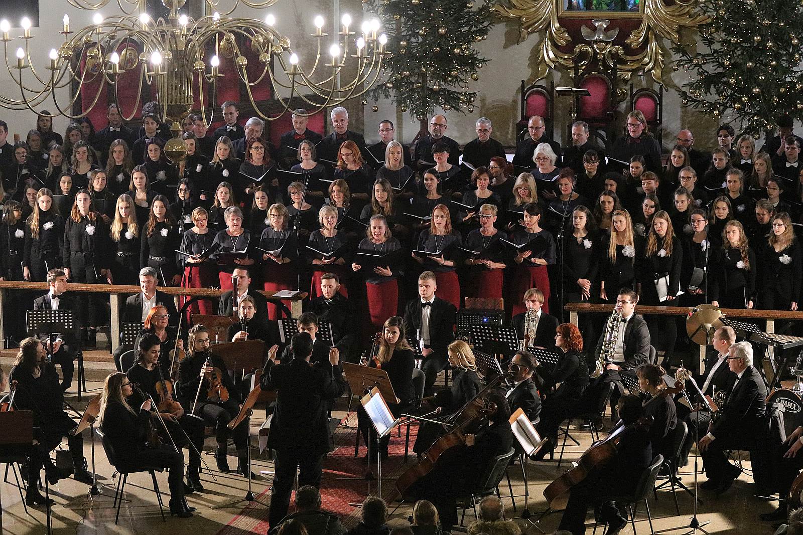 Niezwykły koncert kolęd w kościele na Piekarach