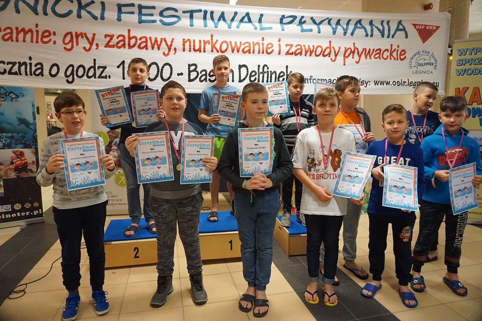 W Legnicy na basenie Delfinek odbył się Festiwal Pływania