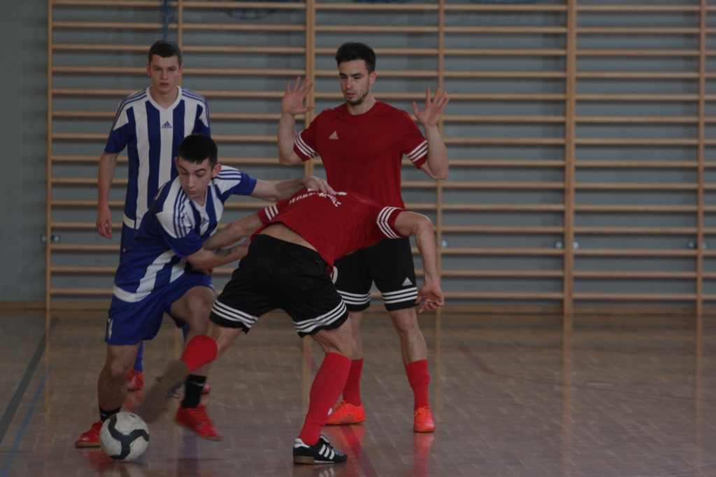 Granit Roztoka zdobył futsalowy puchar wójta gminy Kunice