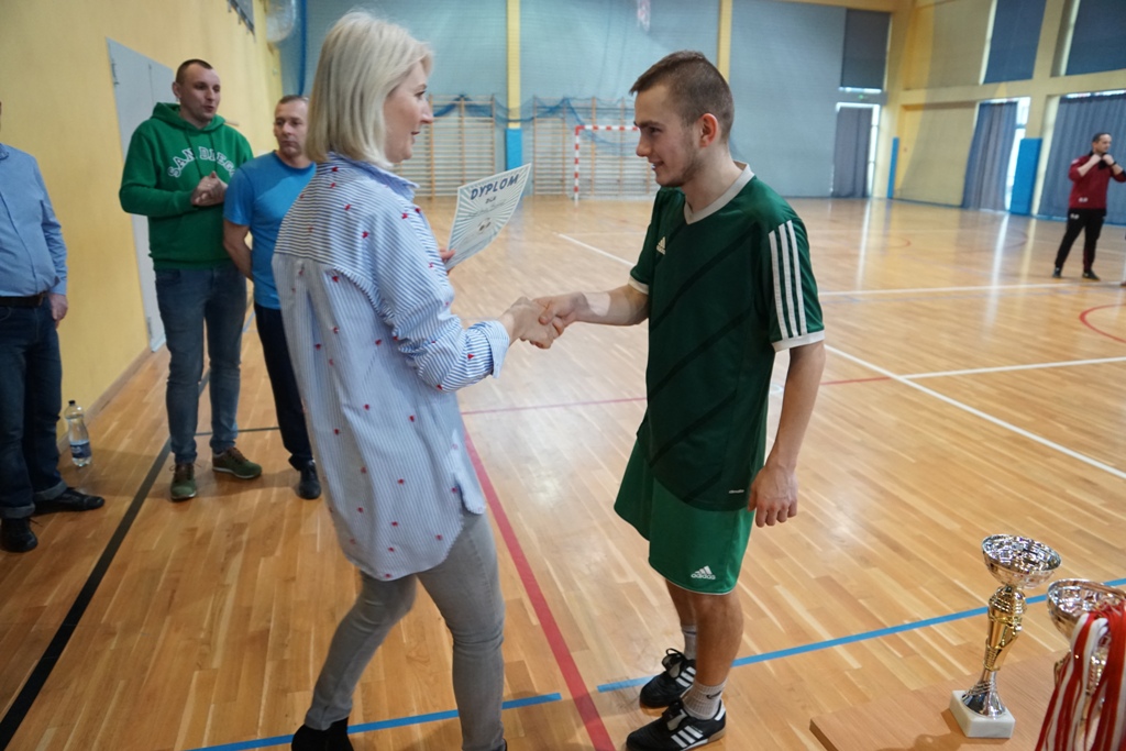 Granit Roztoka zdobył futsalowy puchar wójta gminy Kunice
