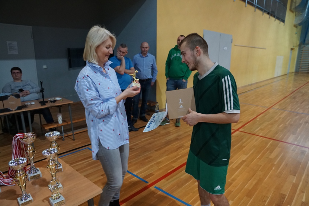 Granit Roztoka zdobył futsalowy puchar wójta gminy Kunice