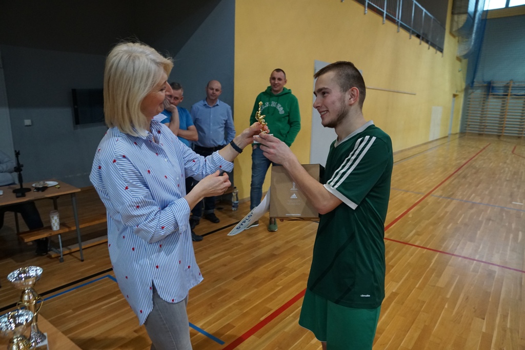 Granit Roztoka zdobył futsalowy puchar wójta gminy Kunice
