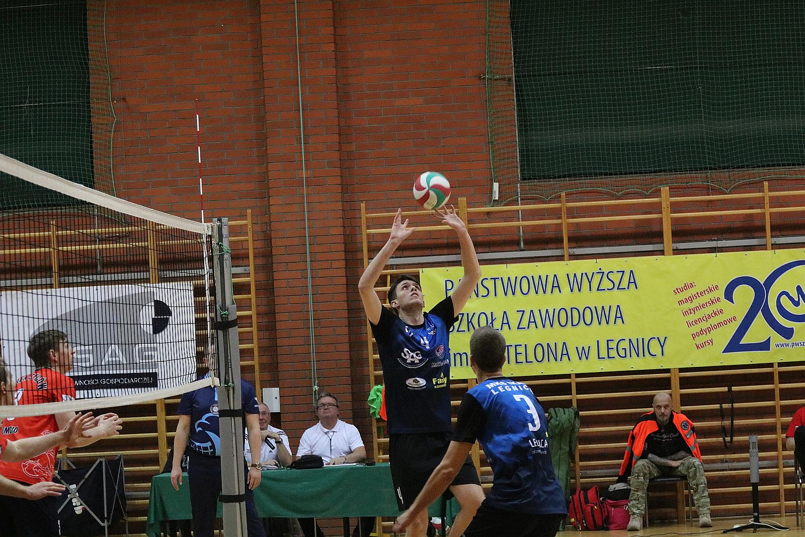 MKS Ikar Legnica wygrywa kolejny mecz w II lidze