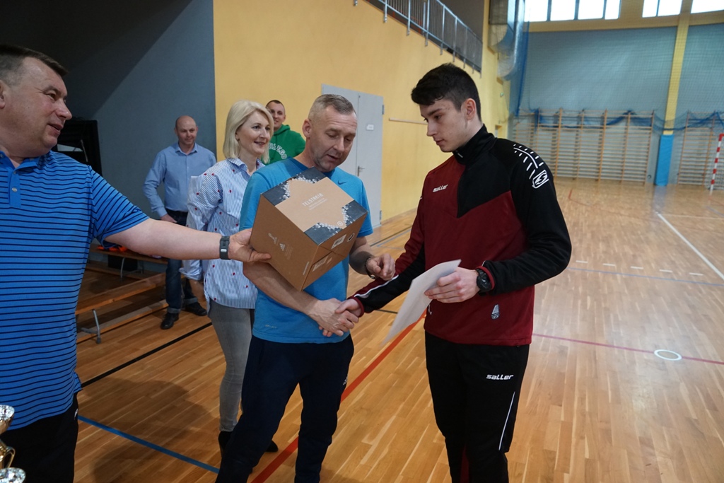 Granit Roztoka zdobył futsalowy puchar wójta gminy Kunice