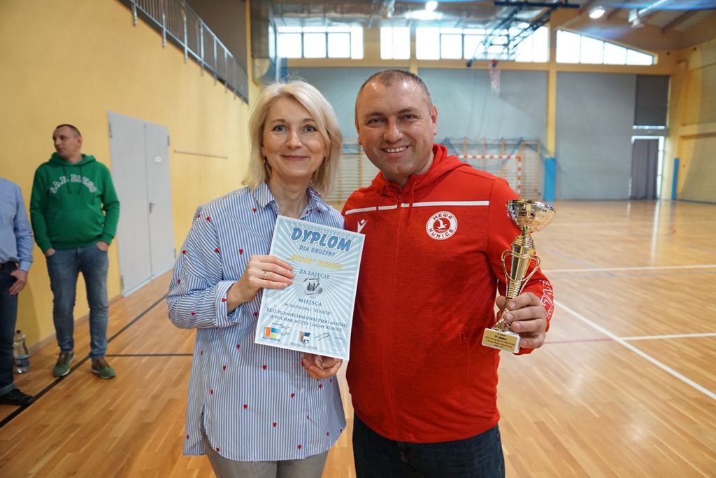 Granit Roztoka zdobył futsalowy puchar wójta gminy Kunice