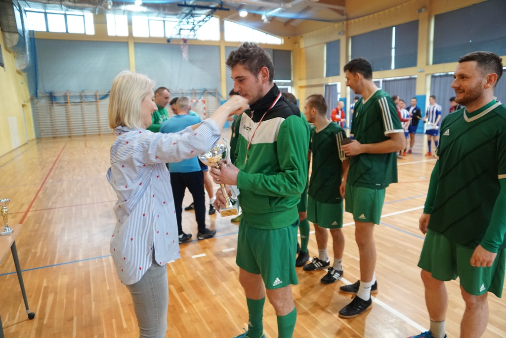 Granit Roztoka zdobył futsalowy puchar wójta gminy Kunice