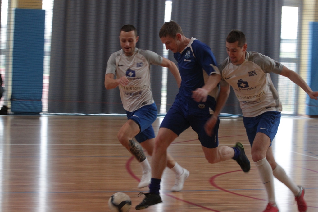 Granit Roztoka zdobył futsalowy puchar wójta gminy Kunice