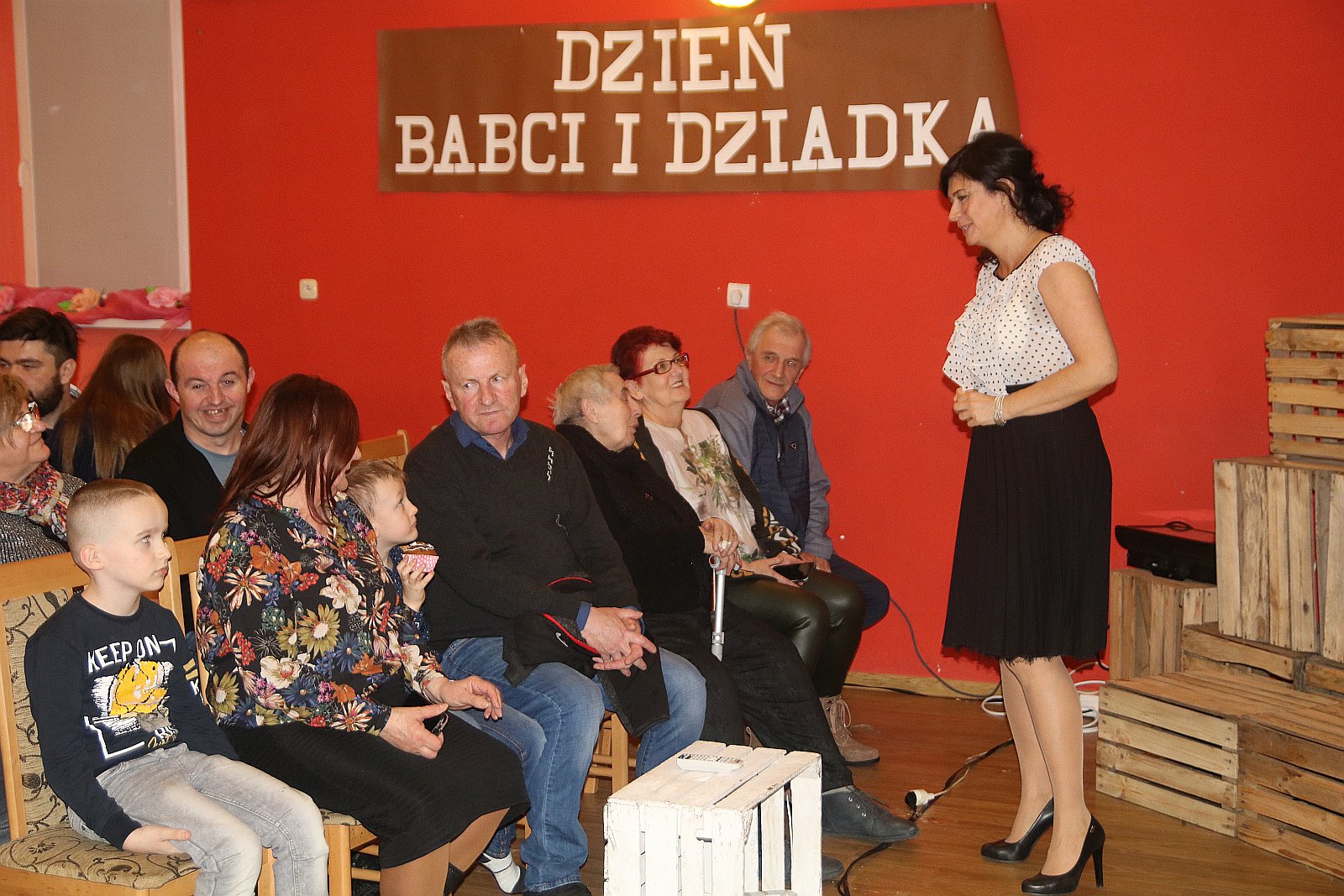 Dzieci z gminy Legnickie Pole wystąpiły dla babć  dziadków
