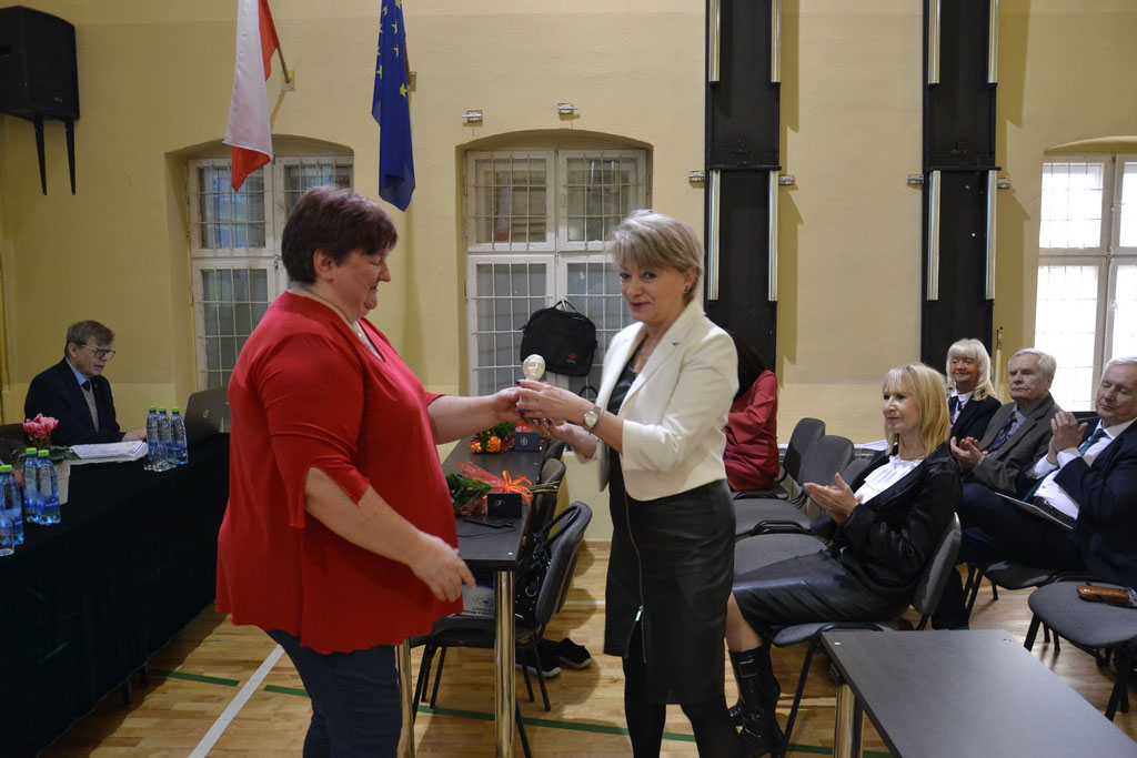 Pięć osób zostało wyróżnionych odznaczeniami PTH