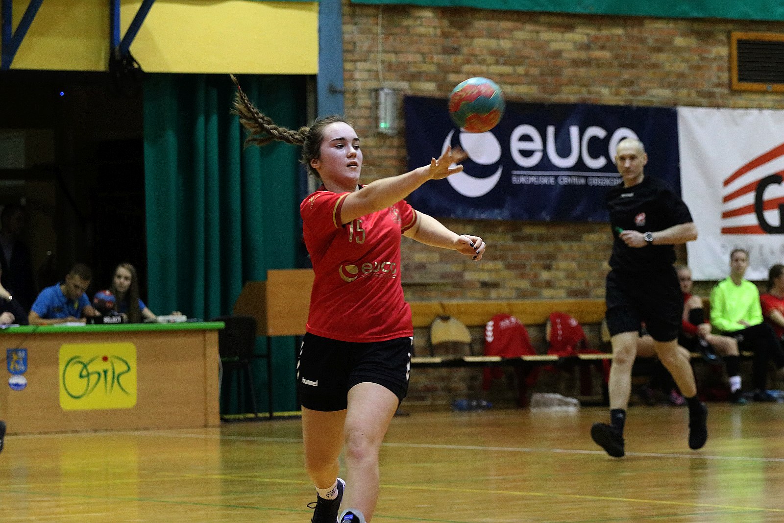 UKS Varsovia Warszawa wygrał z juniorkami Dziewiątki