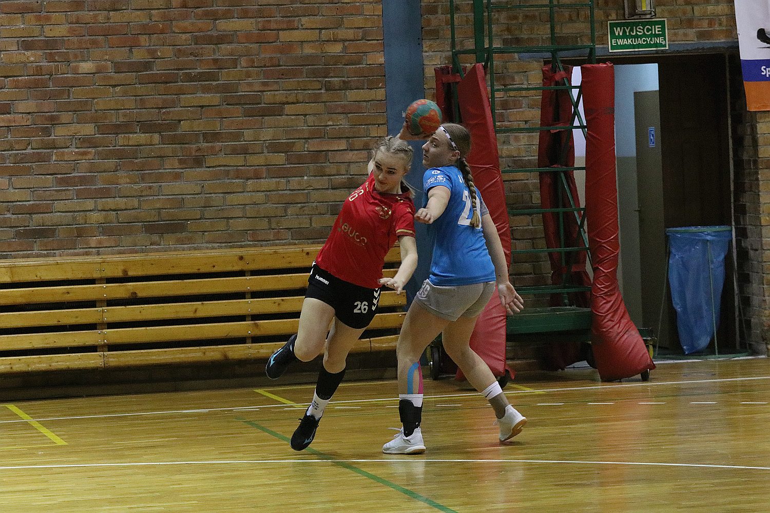 UKS Varsovia Warszawa wygrał z juniorkami Dziewiątki