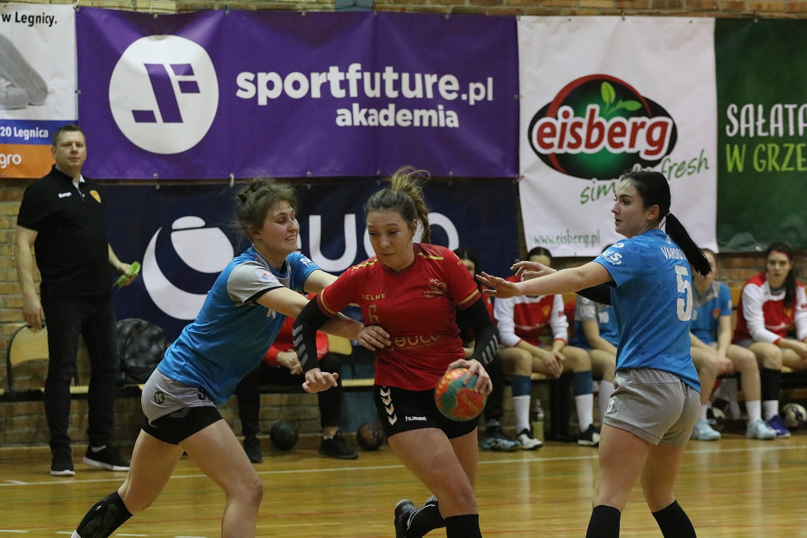 UKS Varsovia Warszawa wygrał z juniorkami Dziewiątki
