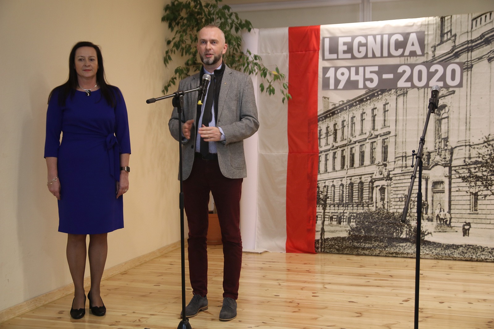 Młodzież spotkała się z kombatantami w rocznicę walk o Legnicę