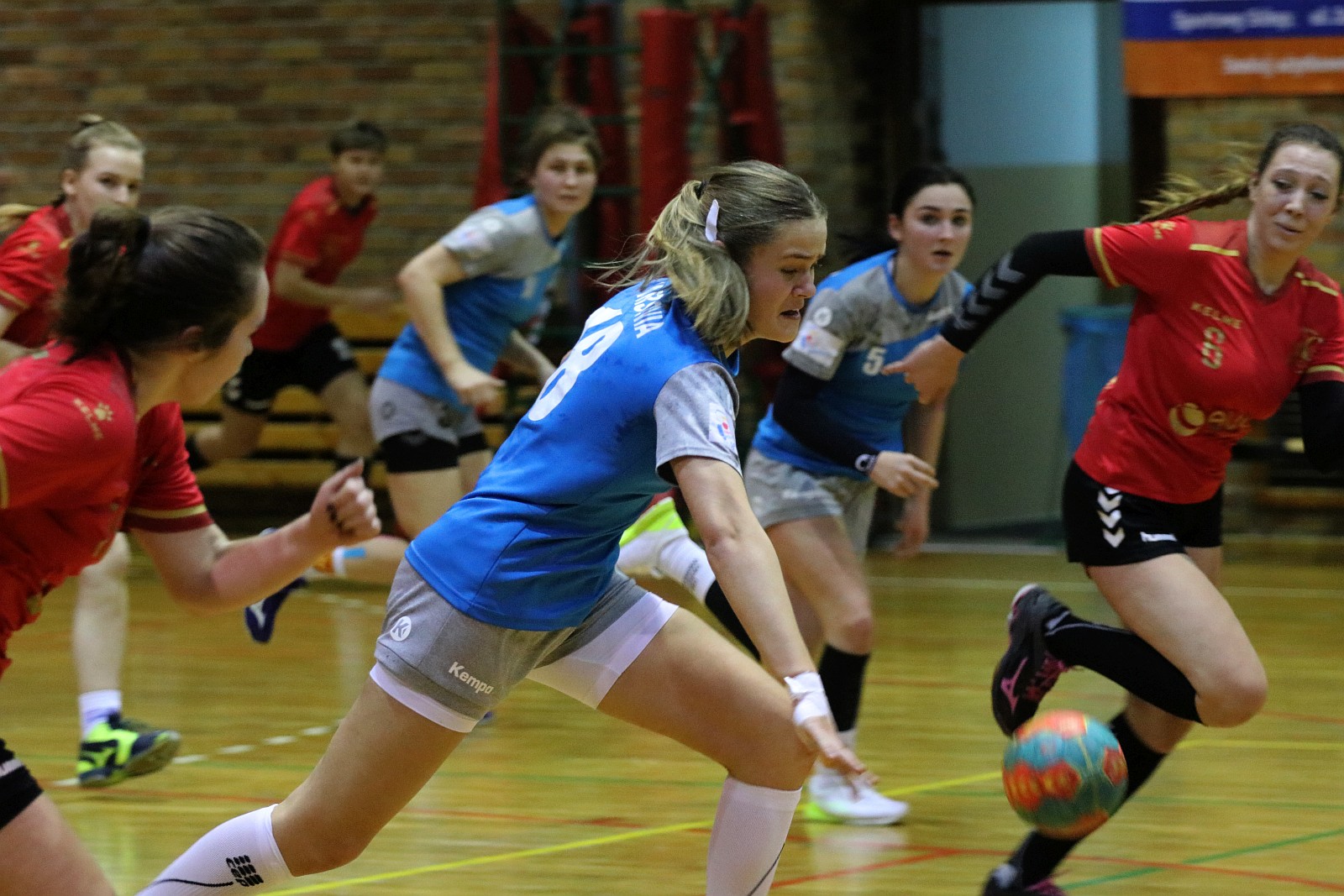 UKS Varsovia Warszawa wygrał z juniorkami Dziewiątki