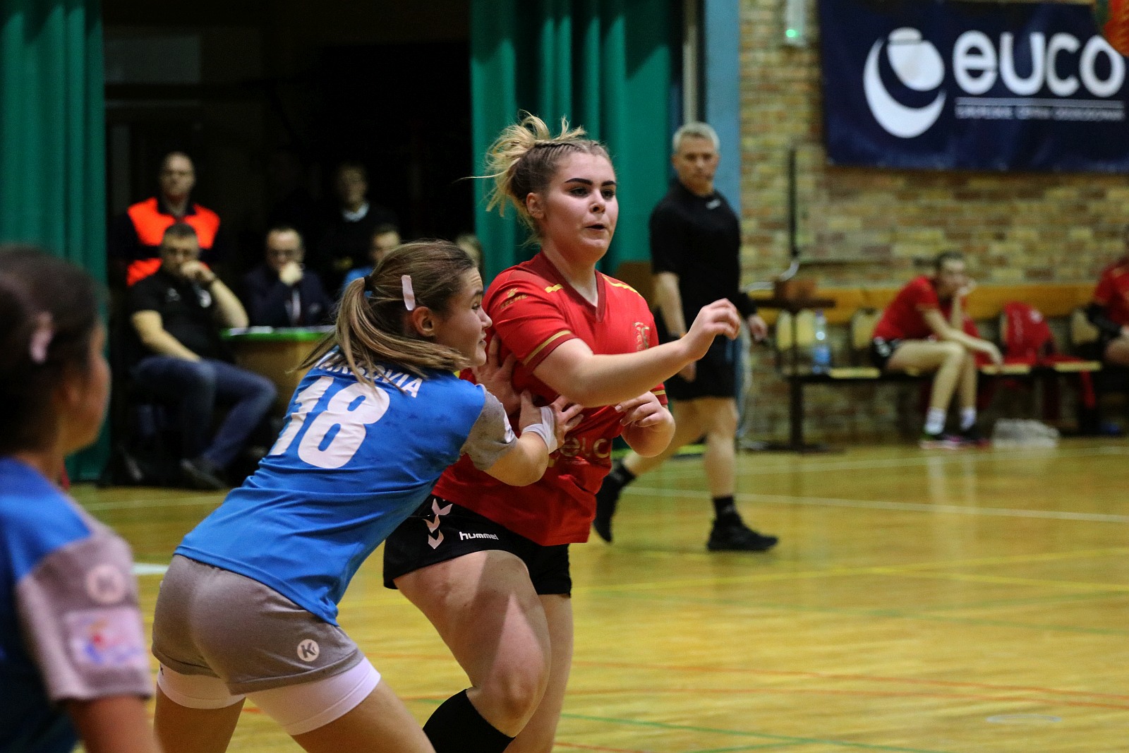 UKS Varsovia Warszawa wygrał z juniorkami Dziewiątki