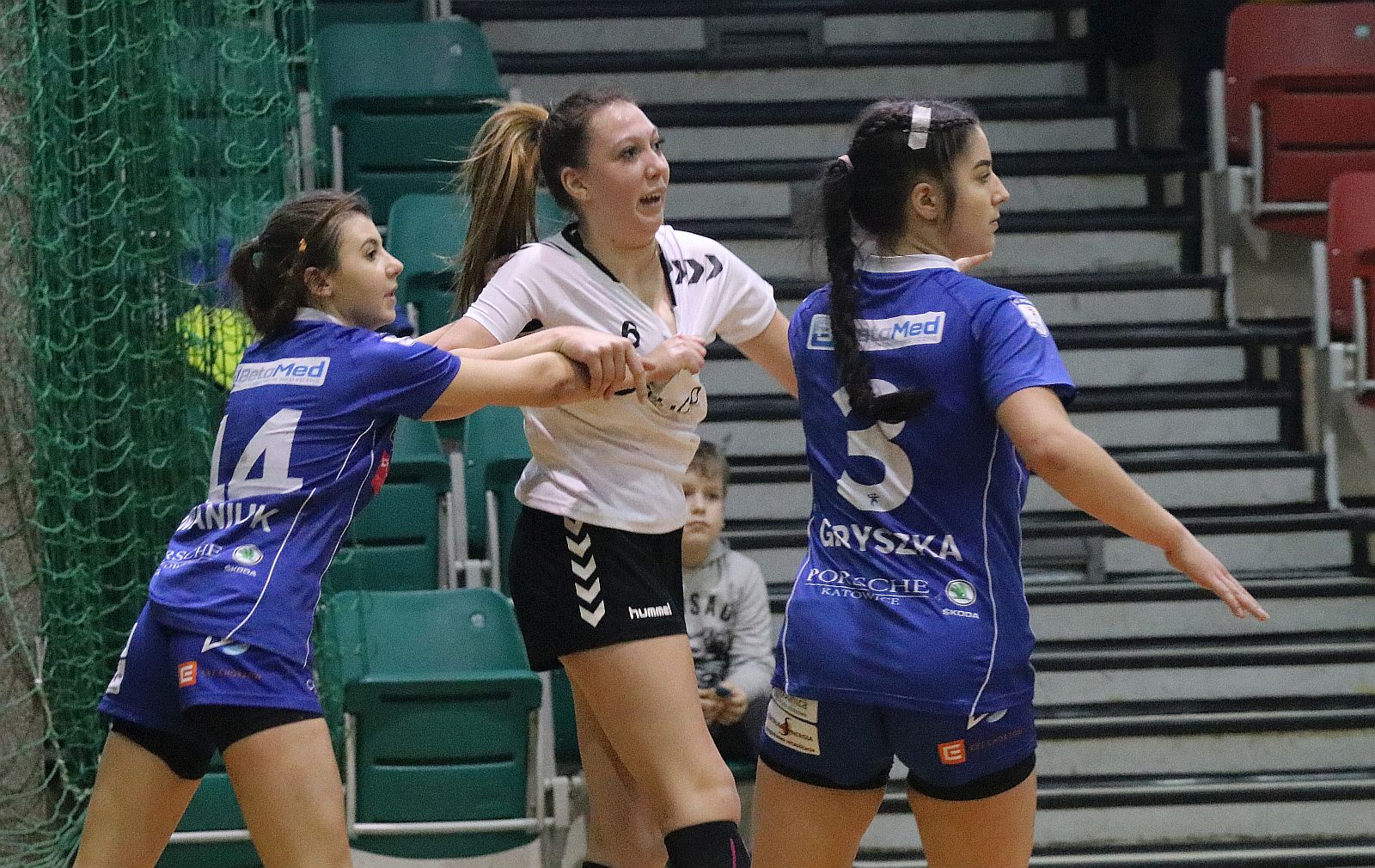 EuCO-UKS Dziewiątka Legnica pokonała Ruch Chorzów 38:27