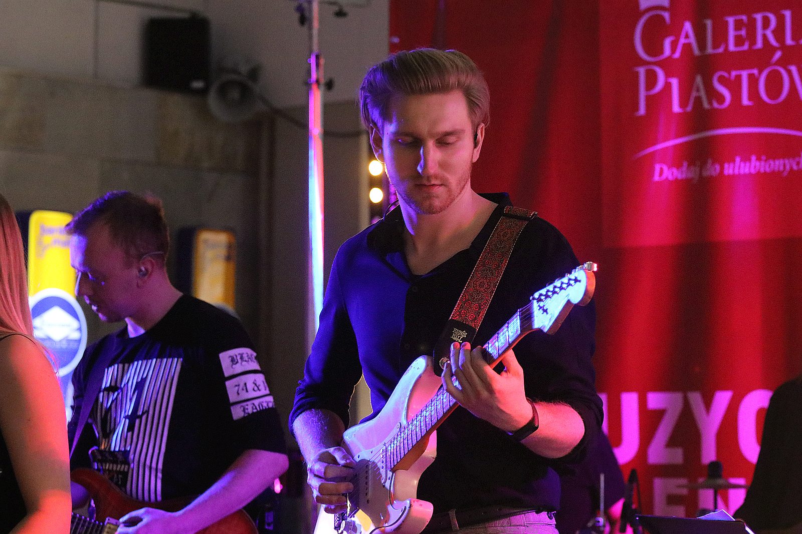 Nikola Warda na rockowo o miłości w Galerii Piastów