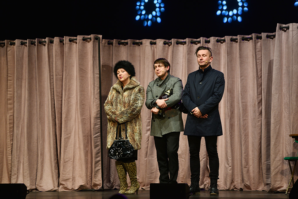 Kabaret Jurki rozśmieszał w piątek w Sali Maneżowej