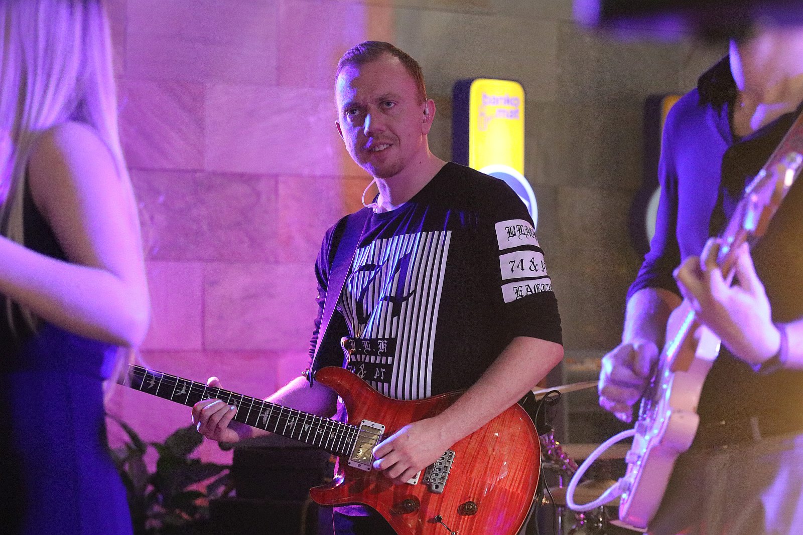 Nikola Warda na rockowo o miłości w Galerii Piastów
