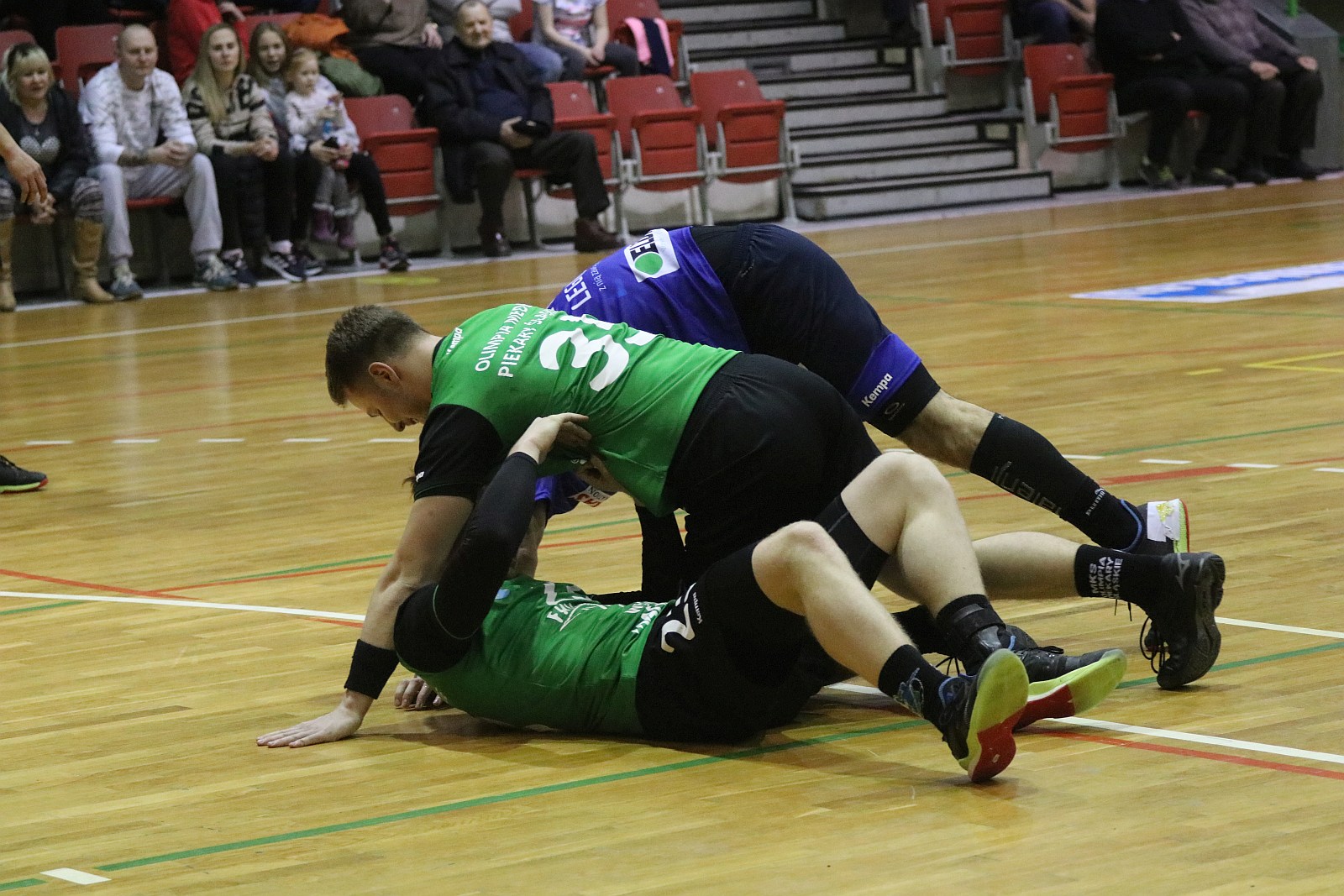 Siódemka Miedź Legnica – Olimpia Medex Piekary Śląskie 36:28
