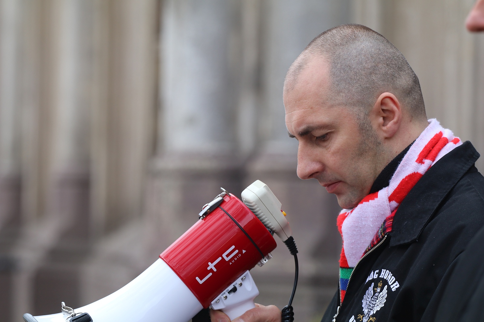 Zapalili znicze na grobach walczących o niepodległość