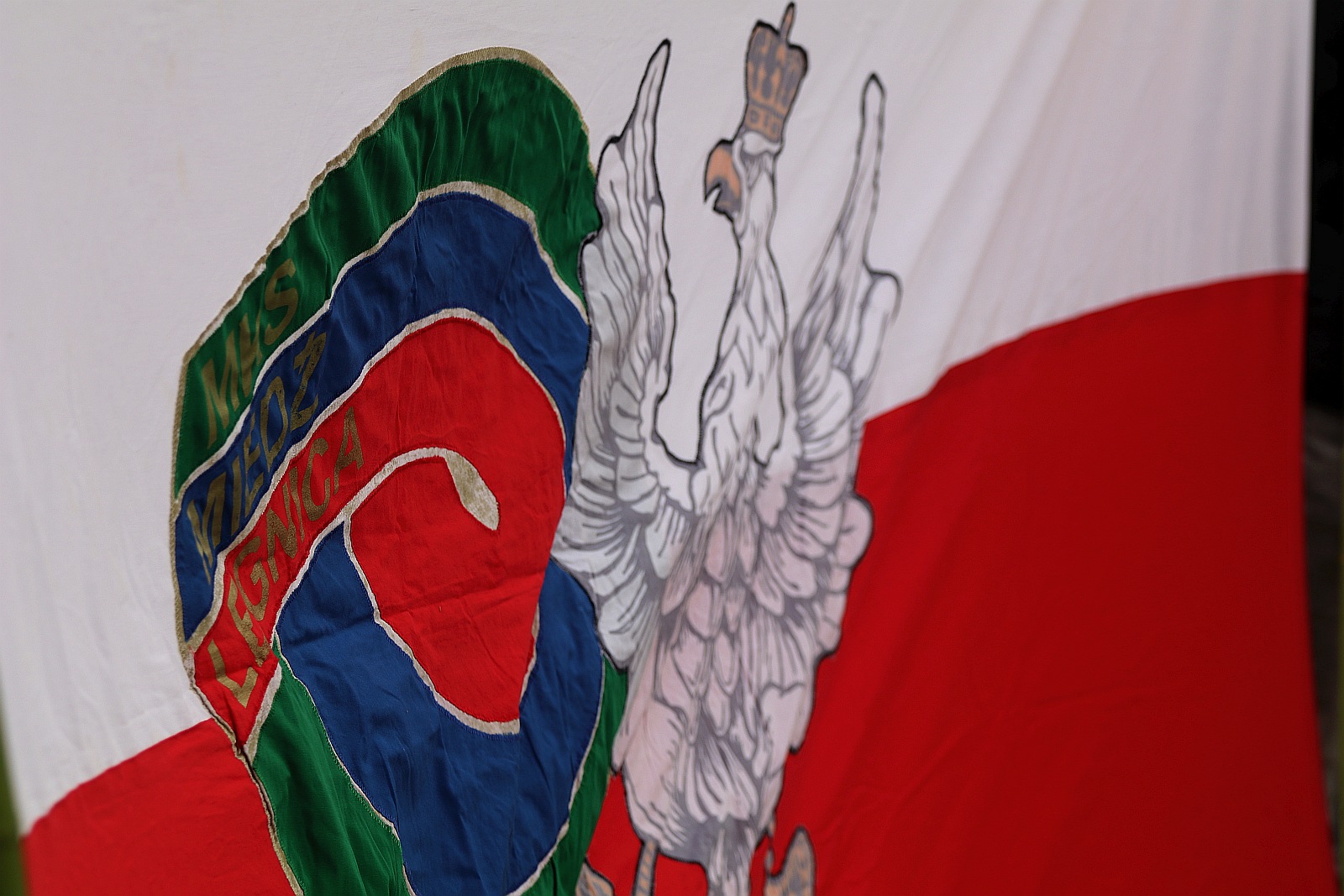 Zapalili znicze na grobach walczących o niepodległość