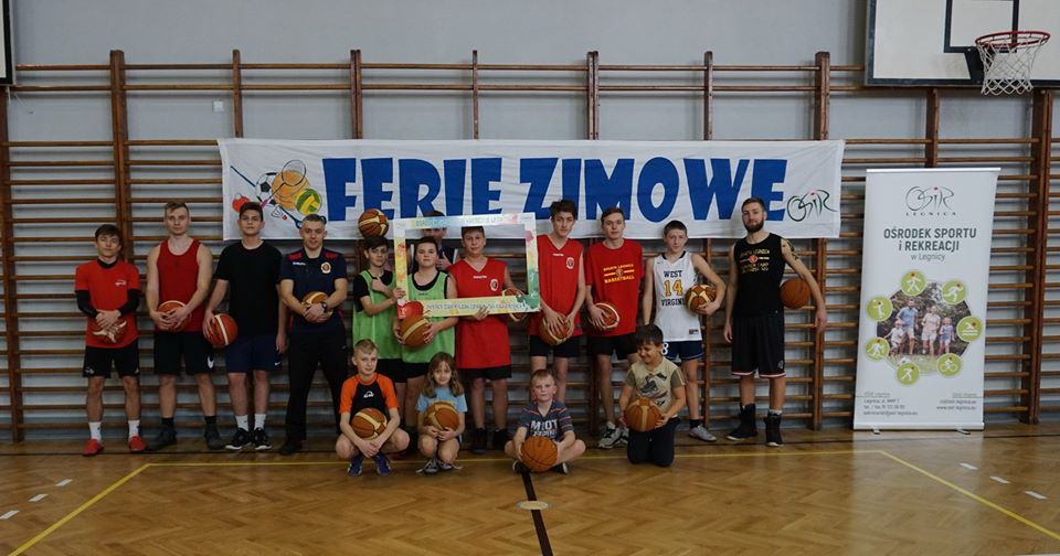 Zimowe ferie w wiosenną pogodę przygotowane przez OSIR