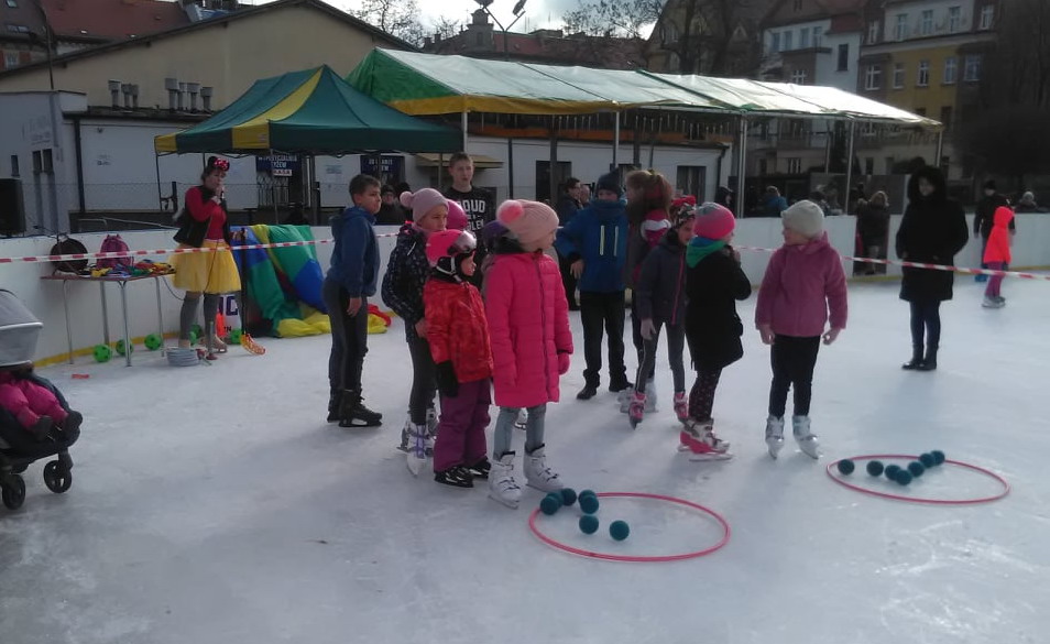 Zimowe ferie w wiosenną pogodę przygotowane przez OSIR