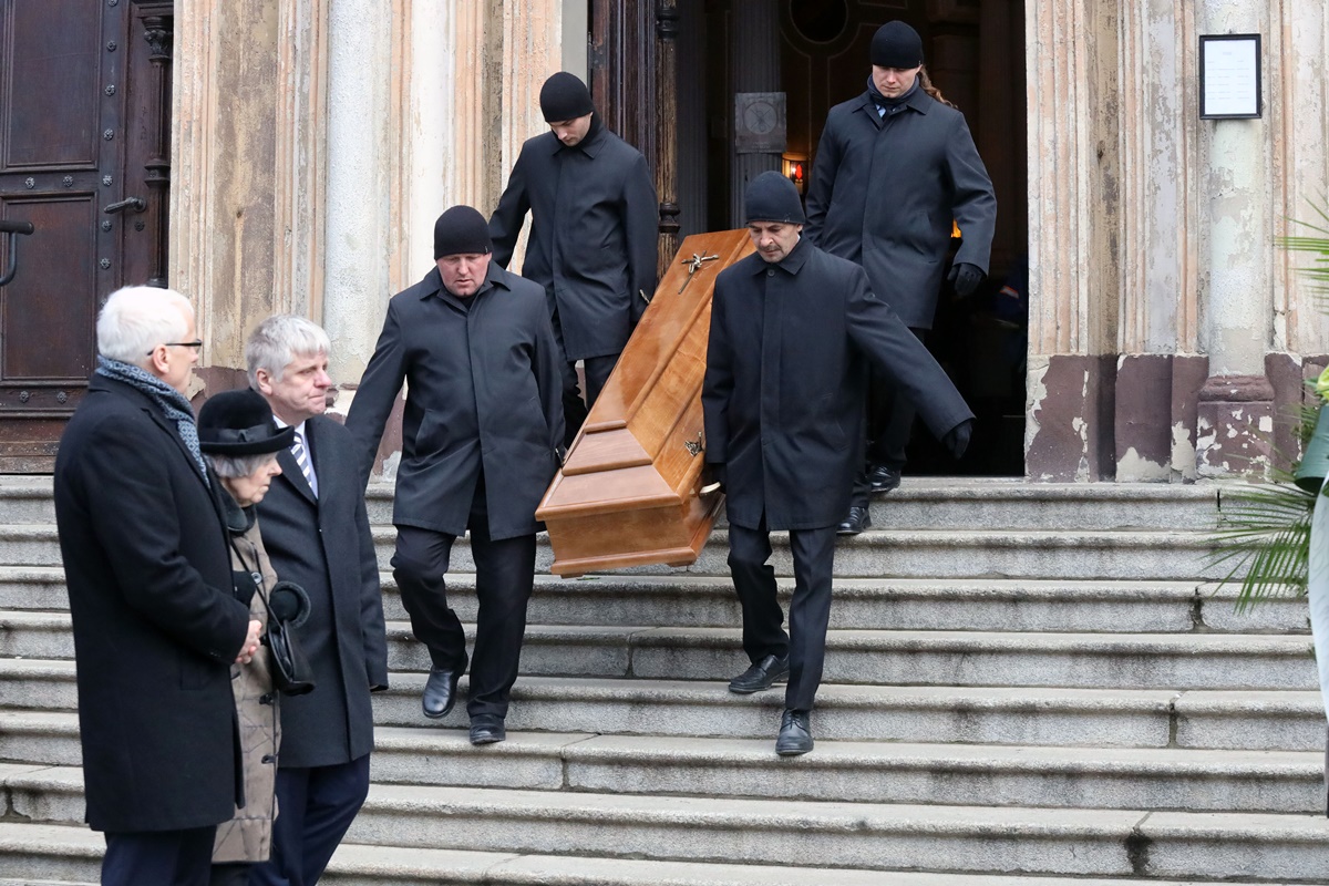 Pożegnaliśmy Henryka Obremskiego na cmentarzu komunalnym