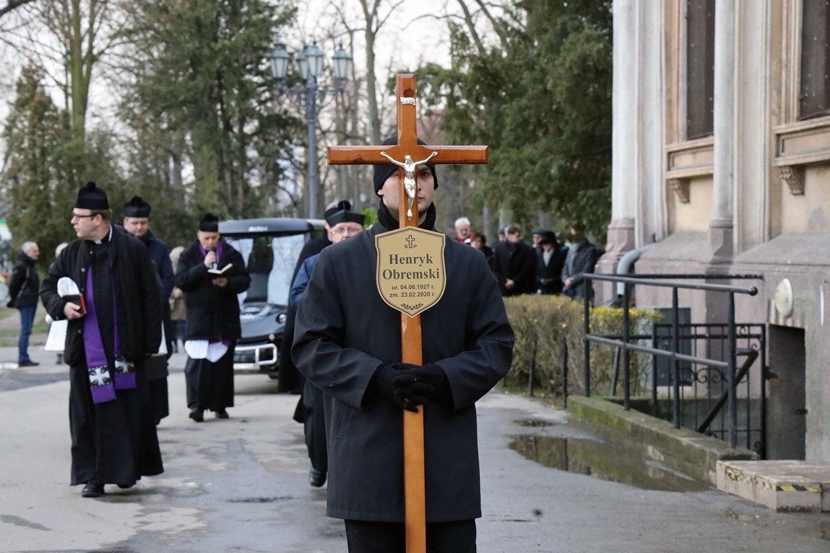 Pożegnaliśmy Henryka Obremskiego na cmentarzu komunalnym