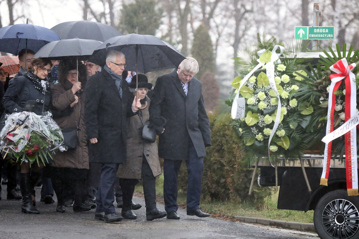 Pożegnaliśmy Henryka Obremskiego na cmentarzu komunalnym