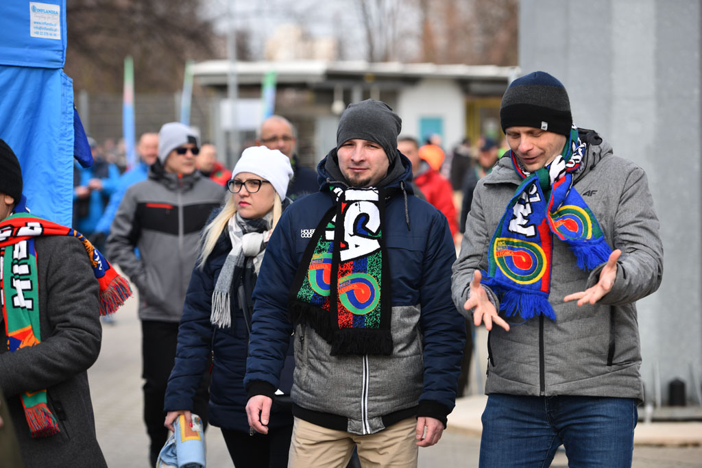 Tak dopingowali kibice Miedzi podczas meczu z Sosnowcem