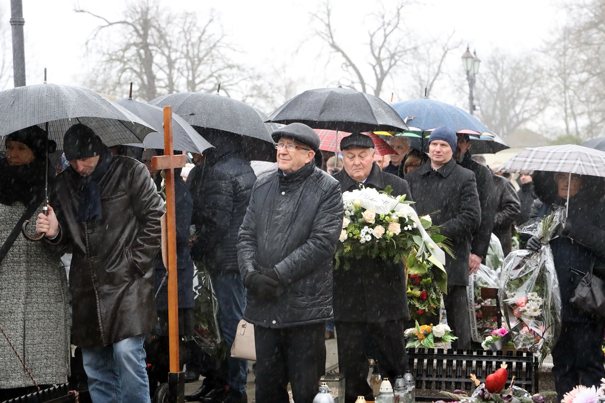 Pożegnaliśmy Henryka Obremskiego na cmentarzu komunalnym