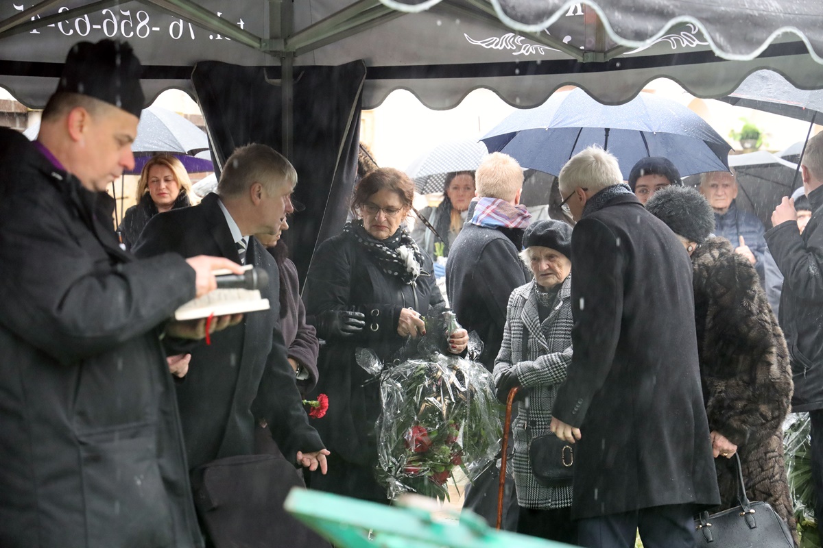 Pożegnaliśmy Henryka Obremskiego na cmentarzu komunalnym