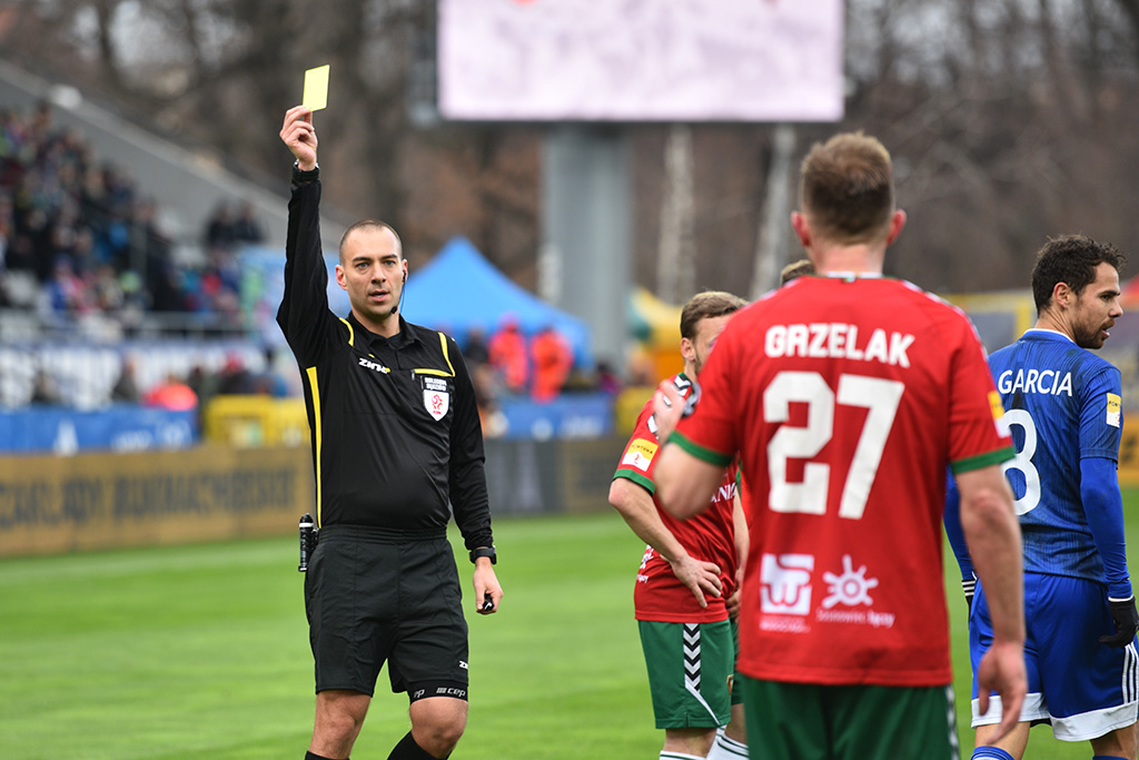 Słaby początek Miedzi Legnica. Porażka z Zagłębiem  Sosnowiec