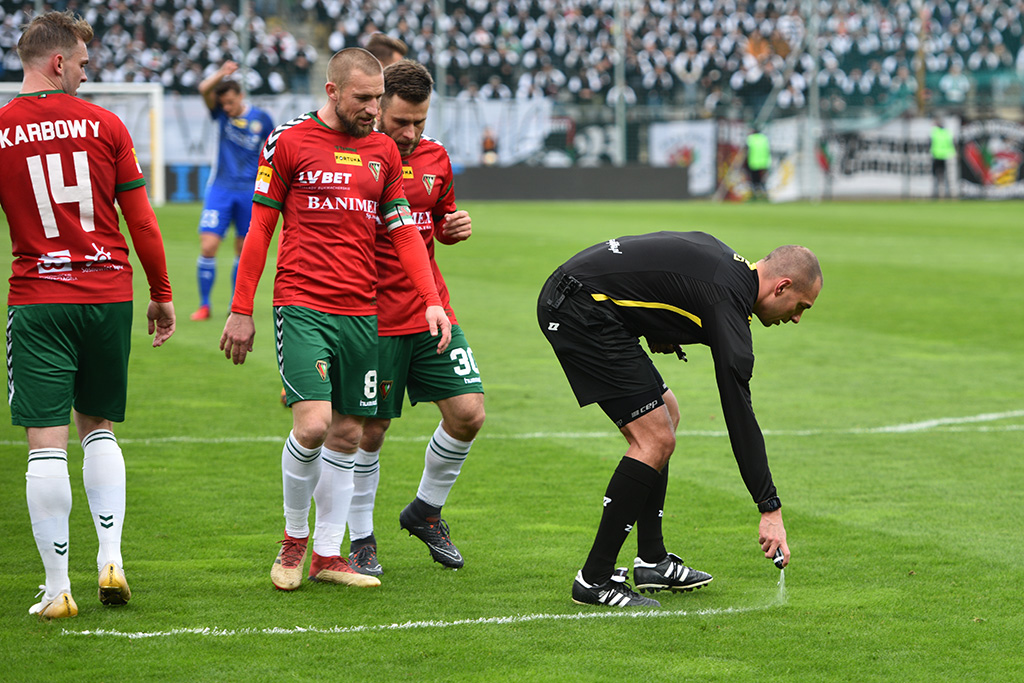 Słaby początek Miedzi Legnica. Porażka z Zagłębiem  Sosnowiec