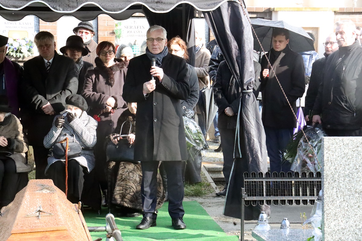 Pożegnaliśmy Henryka Obremskiego na cmentarzu komunalnym