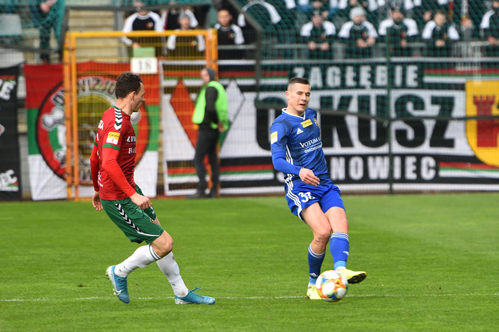 Słaby początek Miedzi Legnica. Porażka z Zagłębiem  Sosnowiec