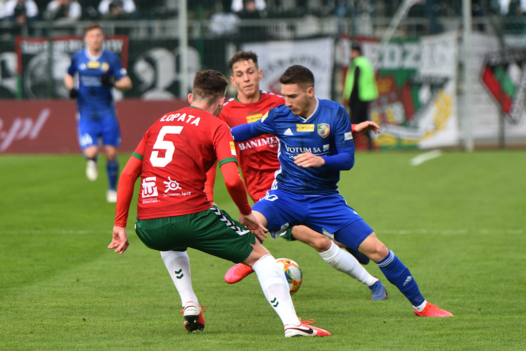 Słaby początek Miedzi Legnica. Porażka z Zagłębiem  Sosnowiec