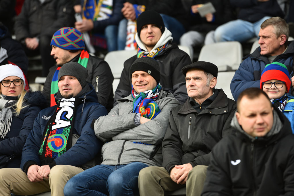 Tak dopingowali kibice Miedzi podczas meczu z Sosnowcem