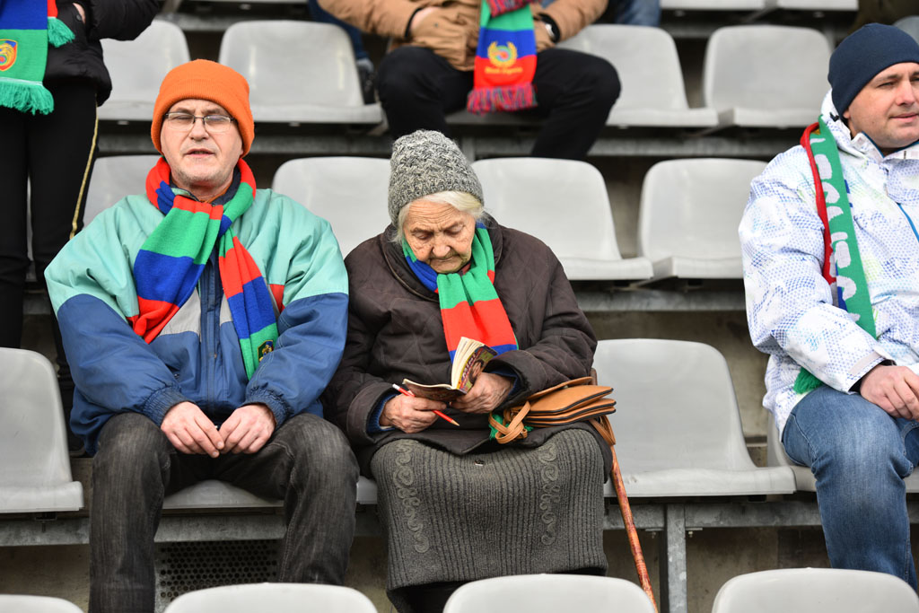 Tak dopingowali kibice Miedzi podczas meczu z Sosnowcem