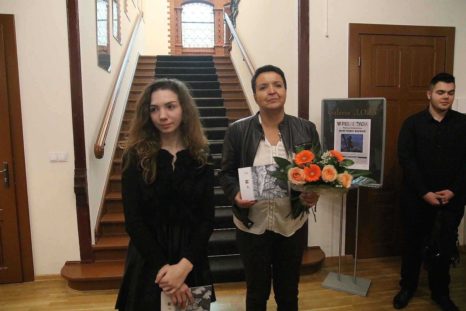 Wernisaż wystawy zdjęć Wiktorii Kosek w legnickiej bibliotece