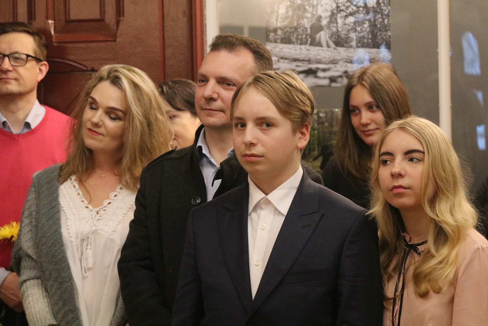 Wernisaż wystawy zdjęć Wiktorii Kosek w legnickiej bibliotece