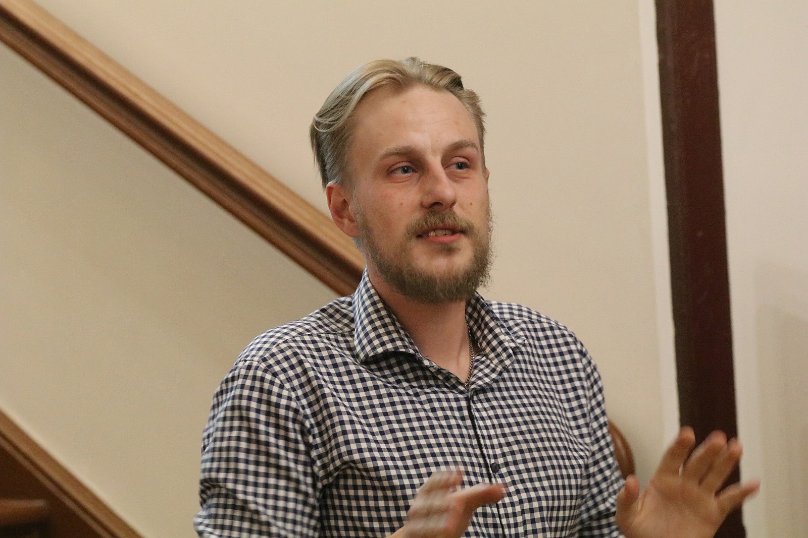 Wernisaż wystawy zdjęć Wiktorii Kosek w legnickiej bibliotece