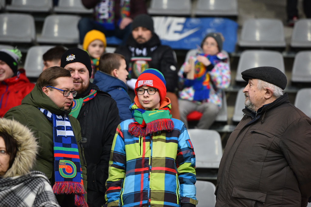 Tak dopingowali kibice Miedzi podczas meczu z Chojniczanką
